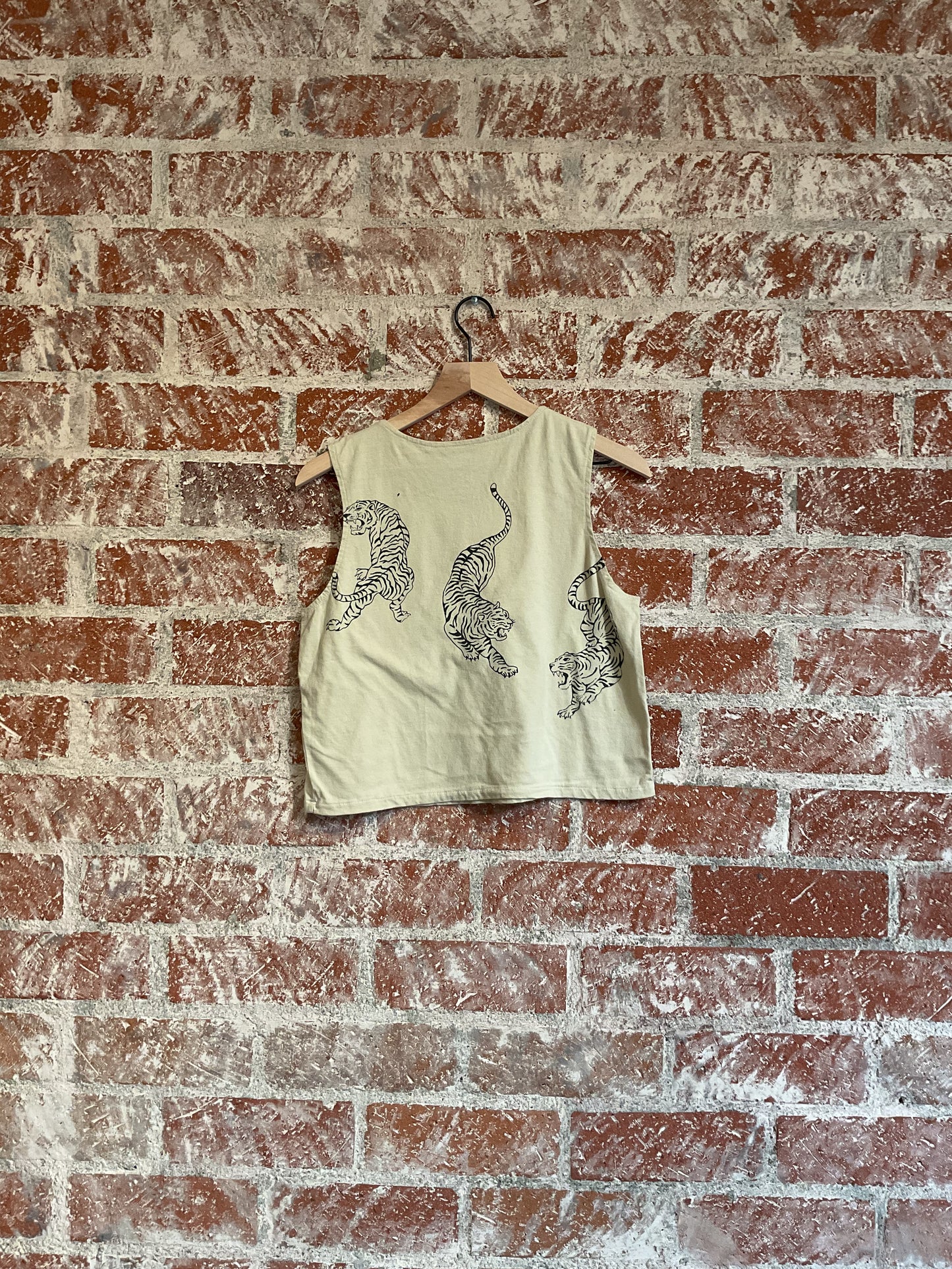 Remade: Recut Tank: Tiger Trio