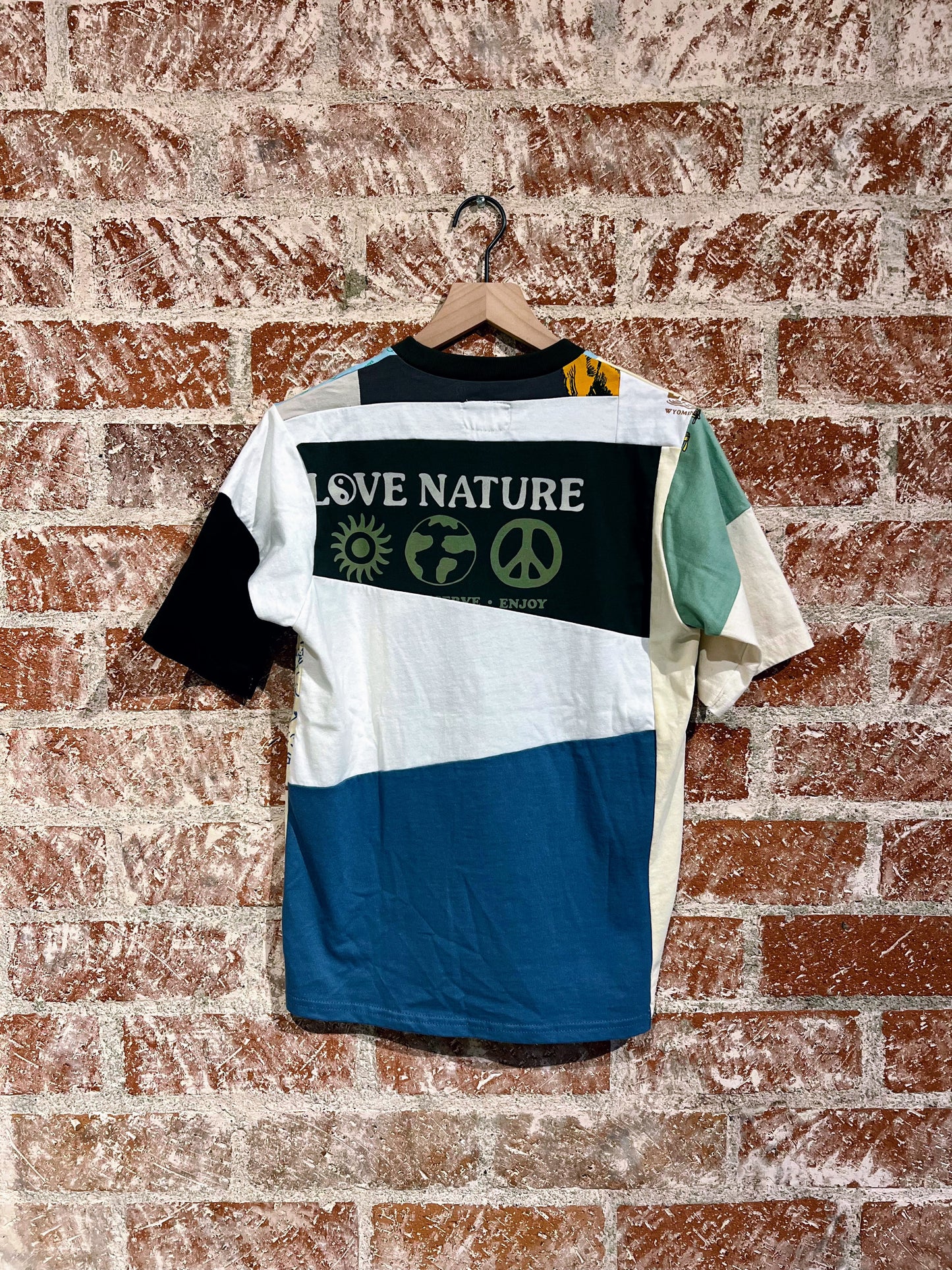 Remade Tee XS: Love Nature