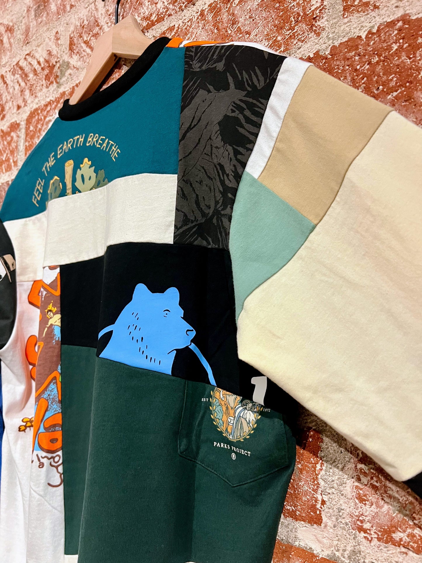 Remade Tee L: Feel the Earth Breathe