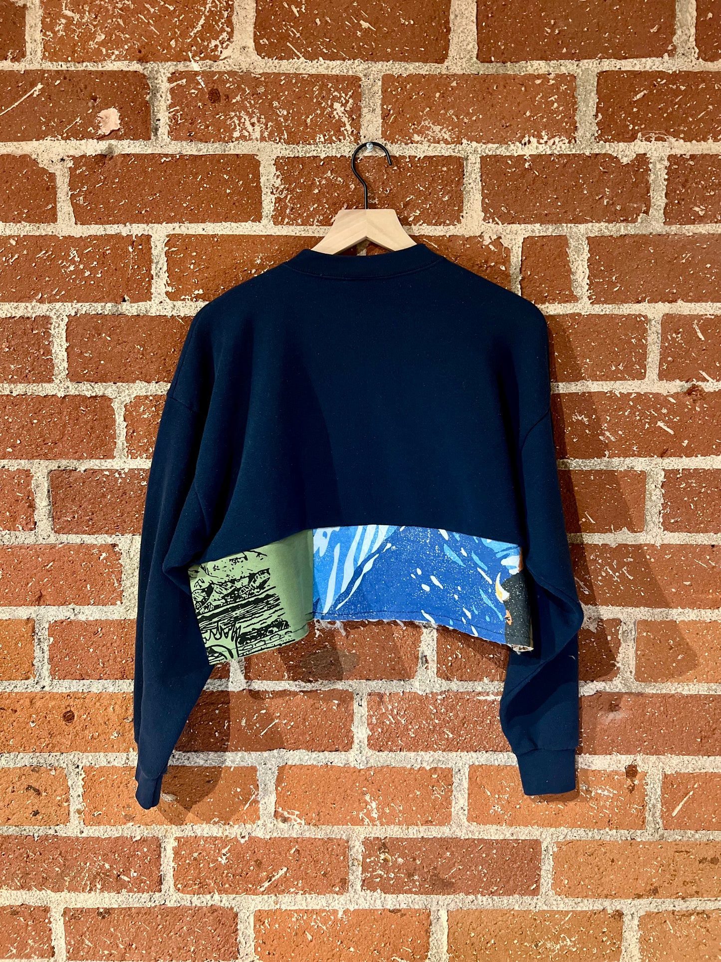 Vintage Remade Cropped Crew XL: Wisconsin Deer
