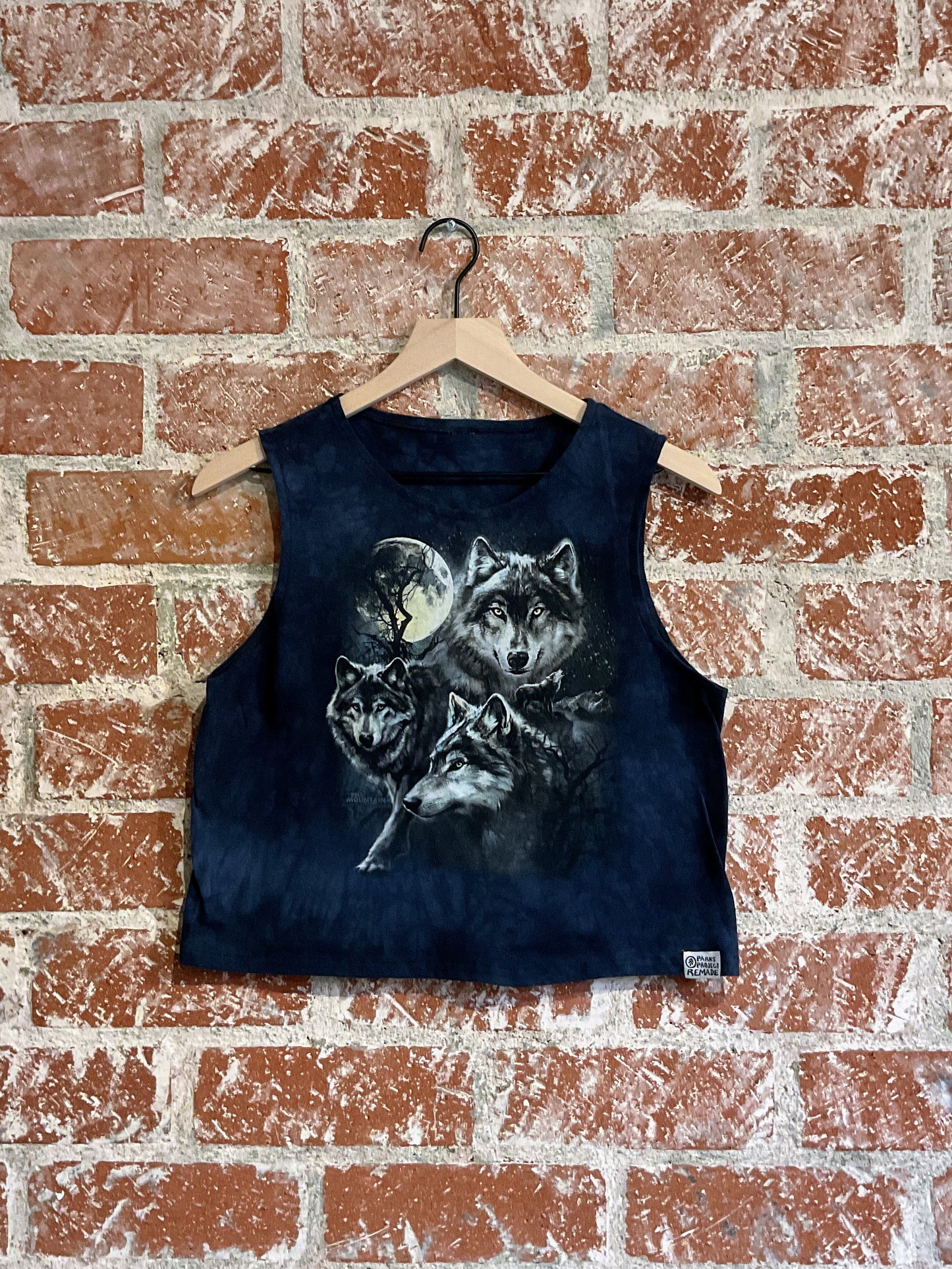 Remade Tank S: Midnight Blue Wolves Light