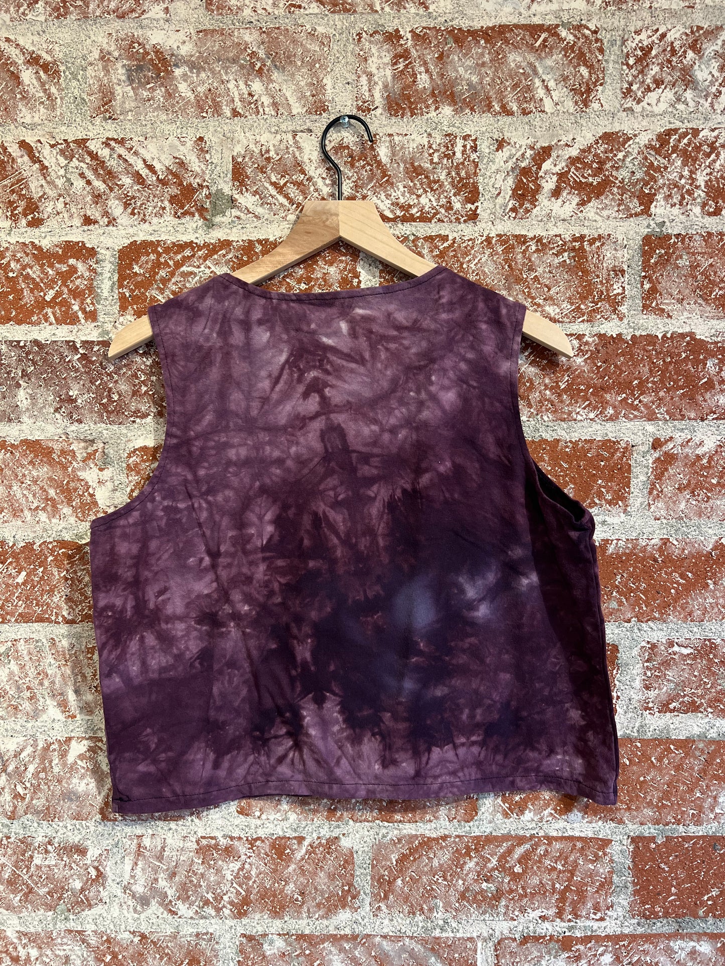 Remade: Recut Tank: Dye Wolves
