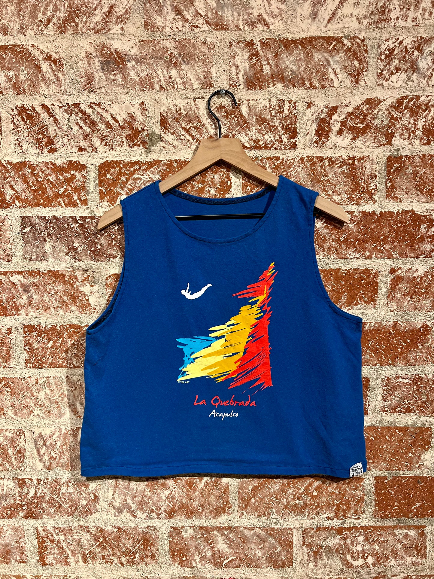 Remade Tank L: La Quebrada