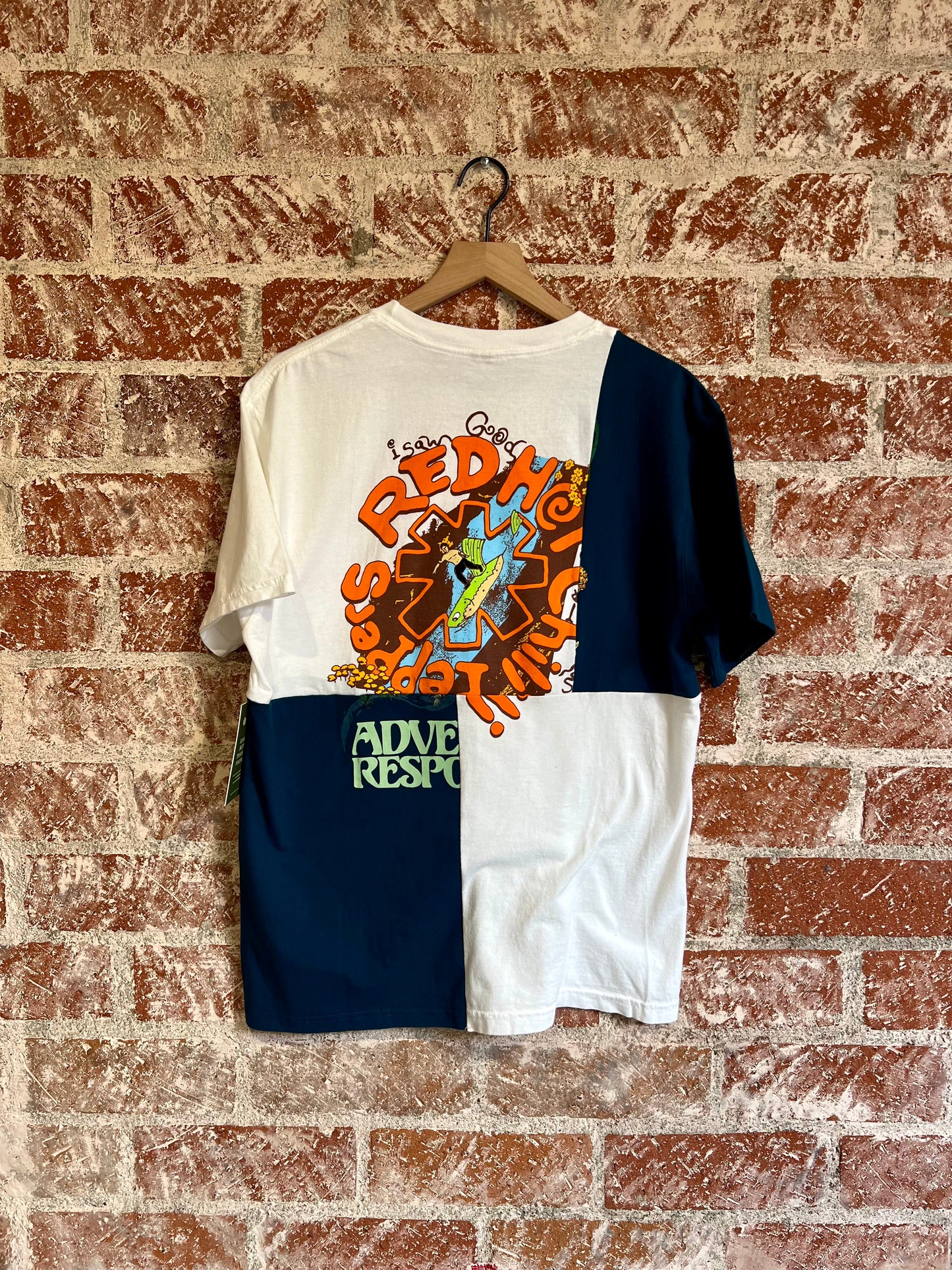 Remade Tee M: RHCP Adventure