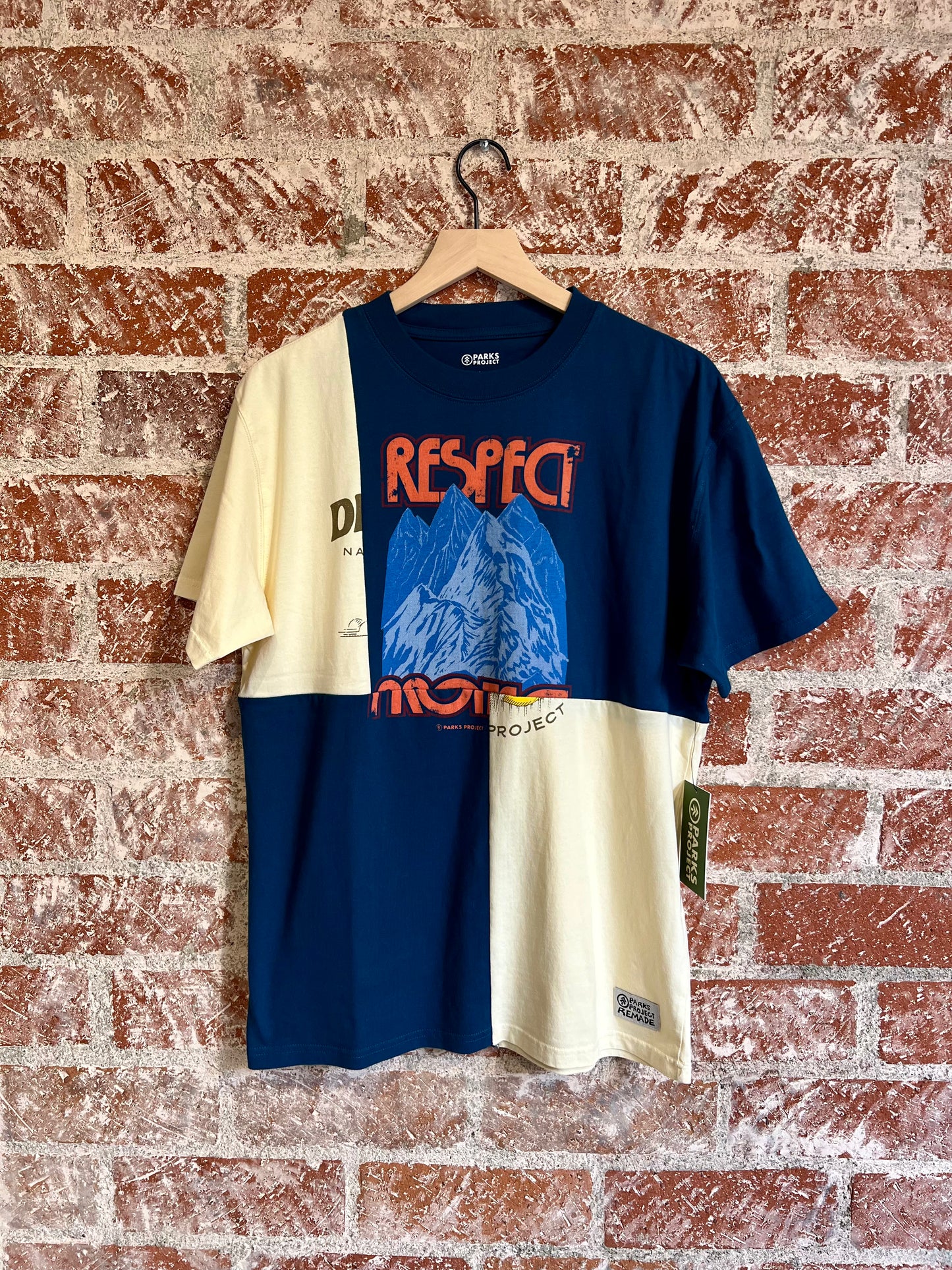 Remade Tee M: Respect the Climb