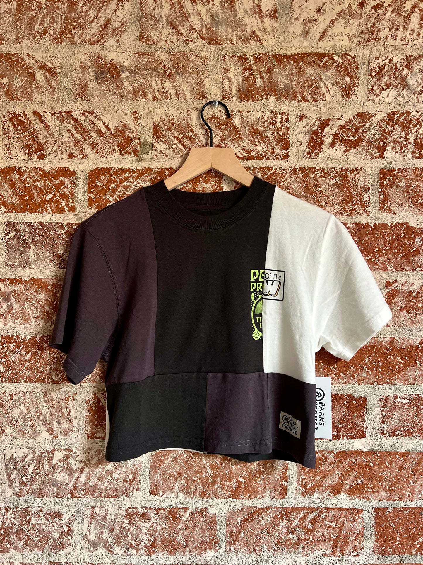 Remade Crop Tee XXS: Dark Sky Scale