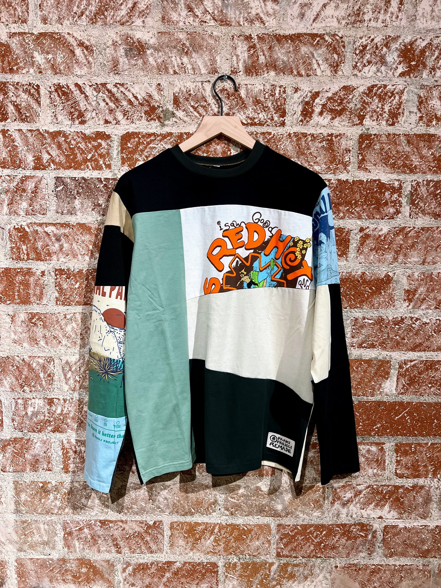 Remade Tee L: Chili Peppers Love Nature