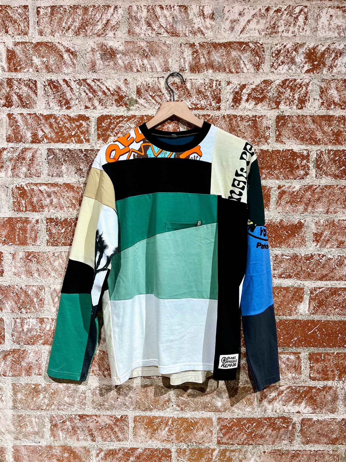 Remade Tee L: Feel the Earth Breathe