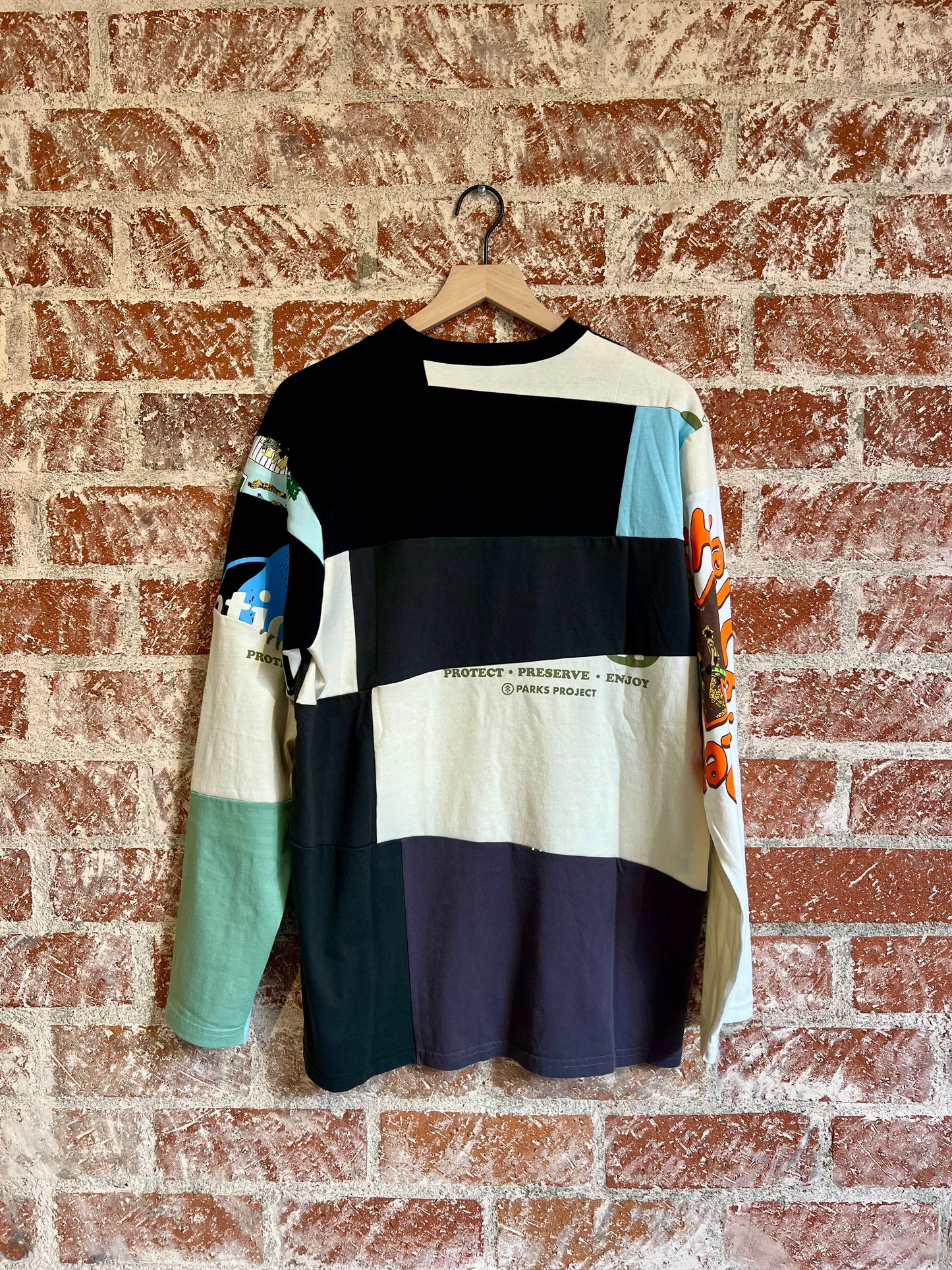 Remade Tee XL: Dr. Seuss Leave it Better