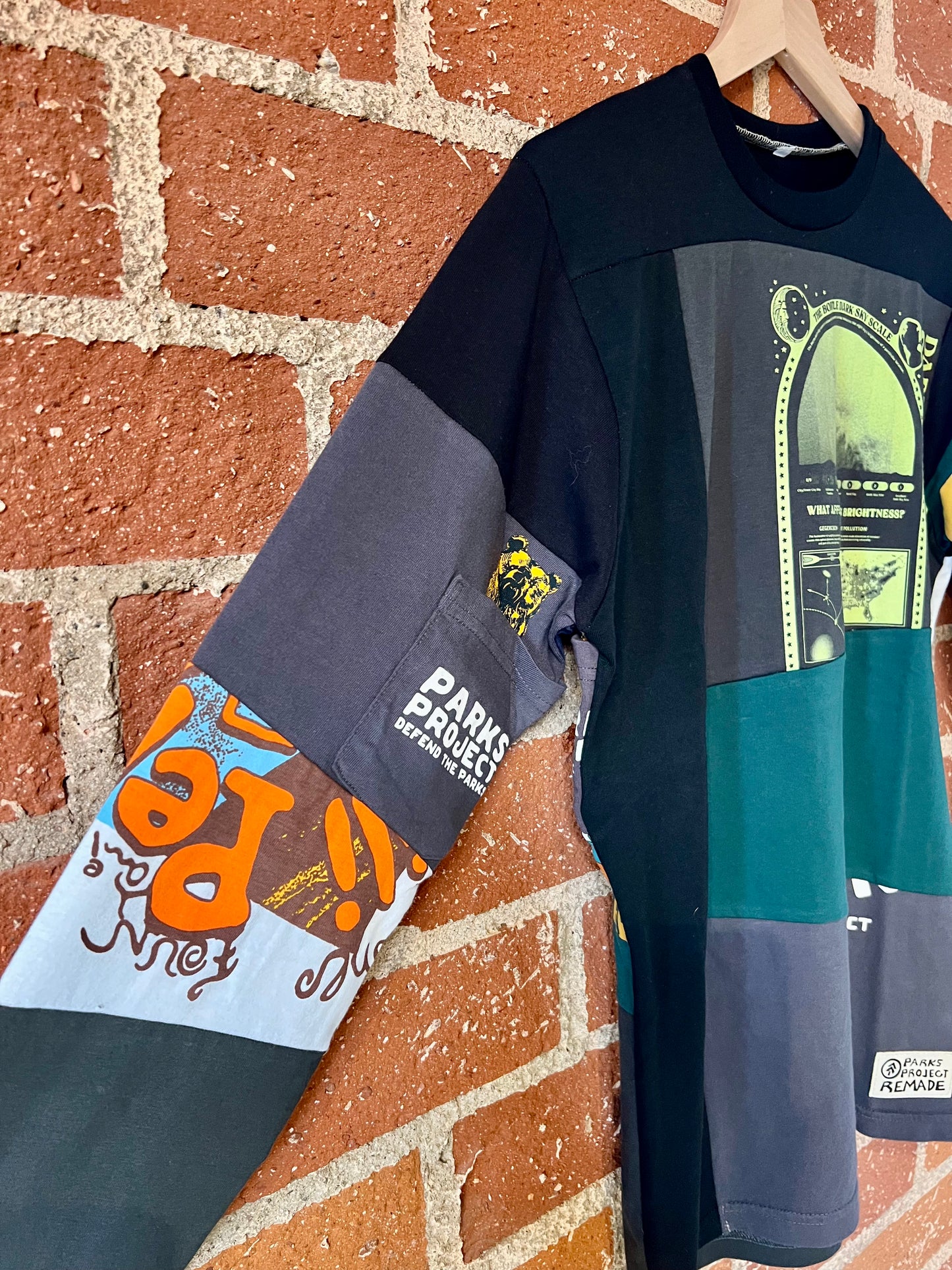 Remade Tee M: Dark Sky Scale