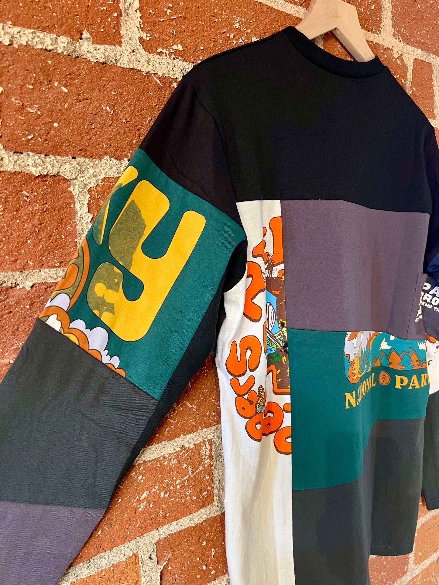 Remade Tee M: Dark Sky Scale