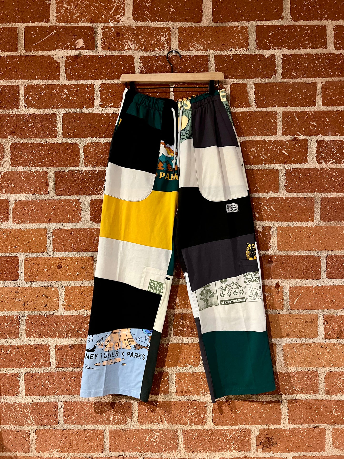 Remade Pants M: Looney Tunes Leave it Better