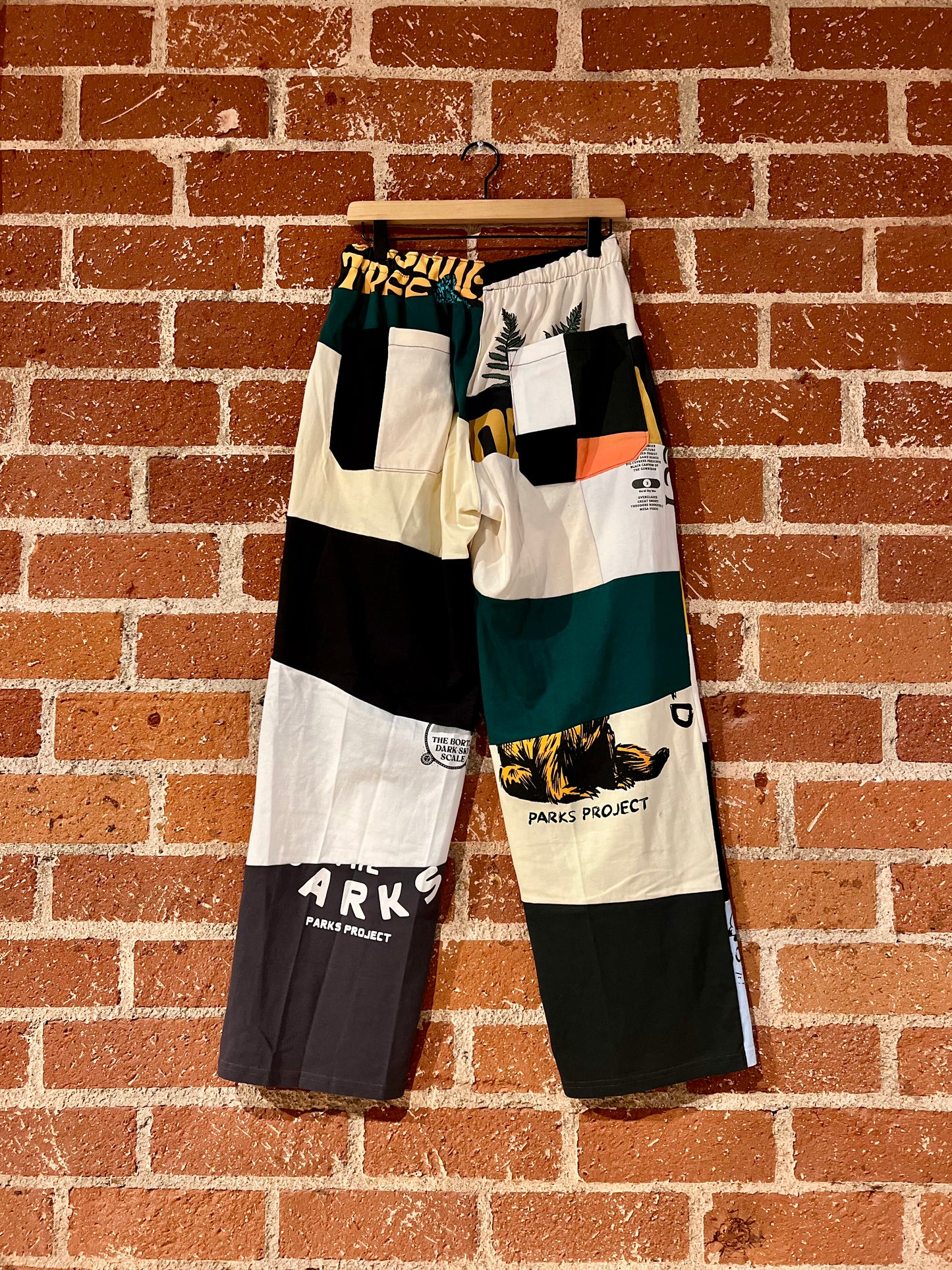 Remade Pants M: Looney Tunes Leave it Better