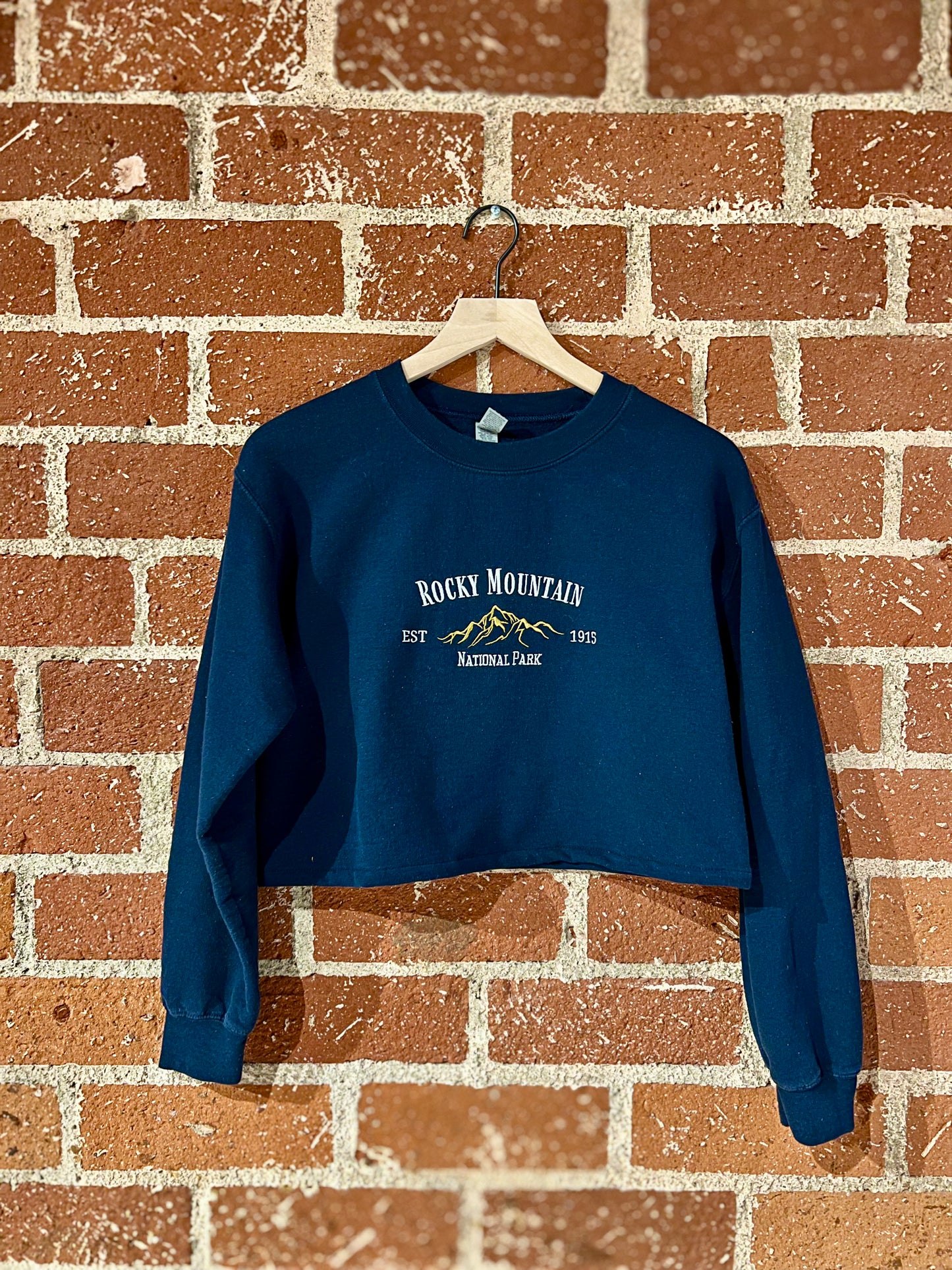 Vintage Cropped Crew S: Rocky Mountain NP 1915