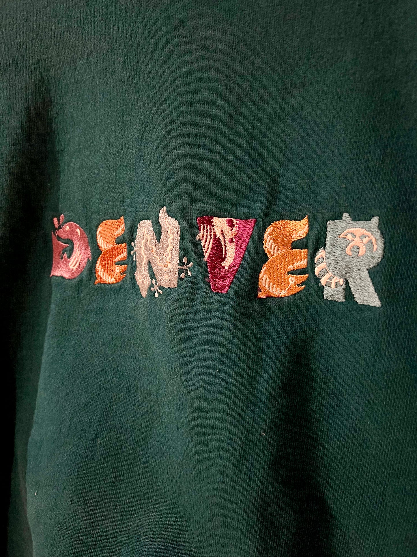 Vintage Cropped Crew M: Denver Animals