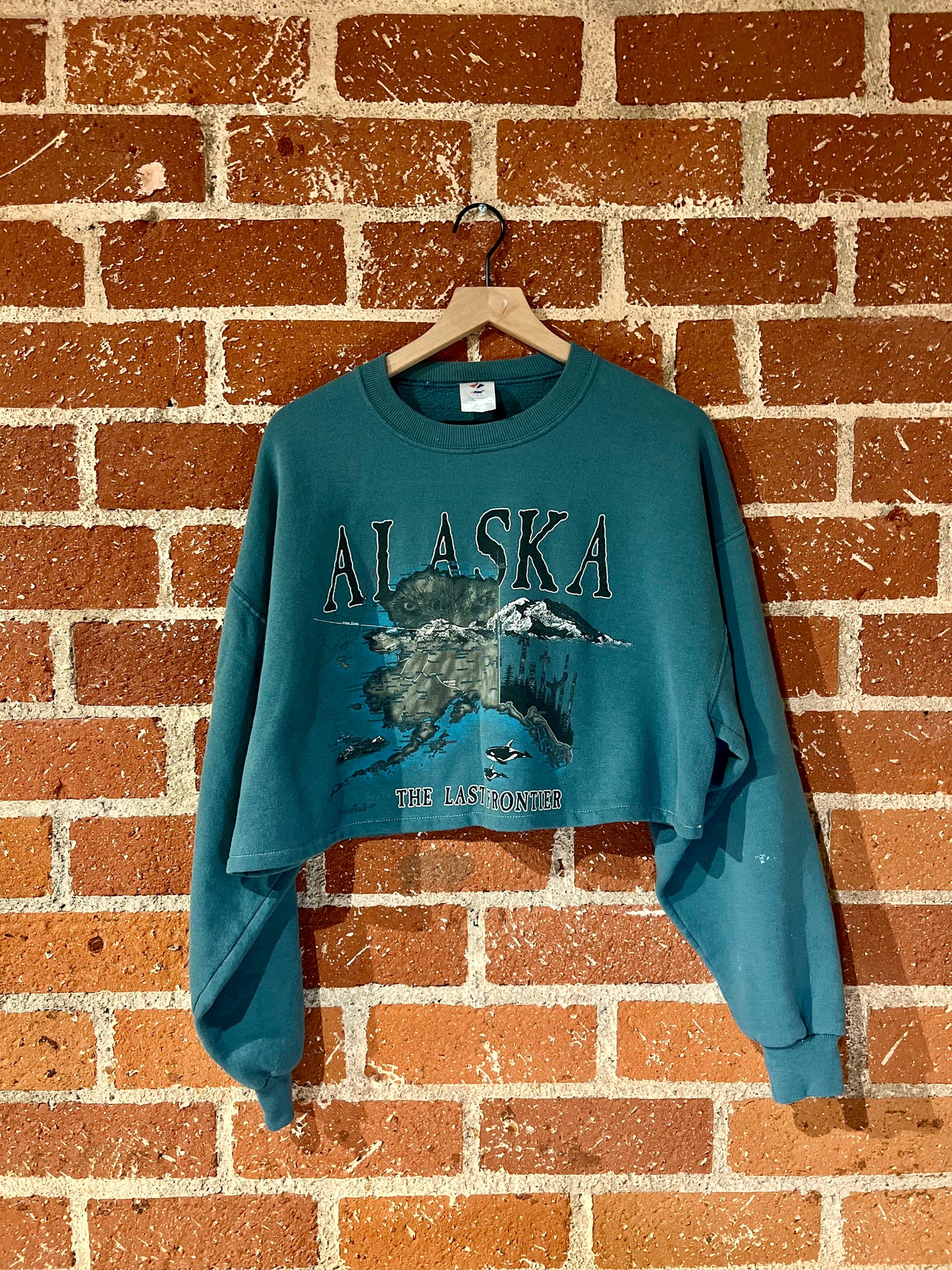 Vintage Cropped Crew L: Alaskan Frontier Map