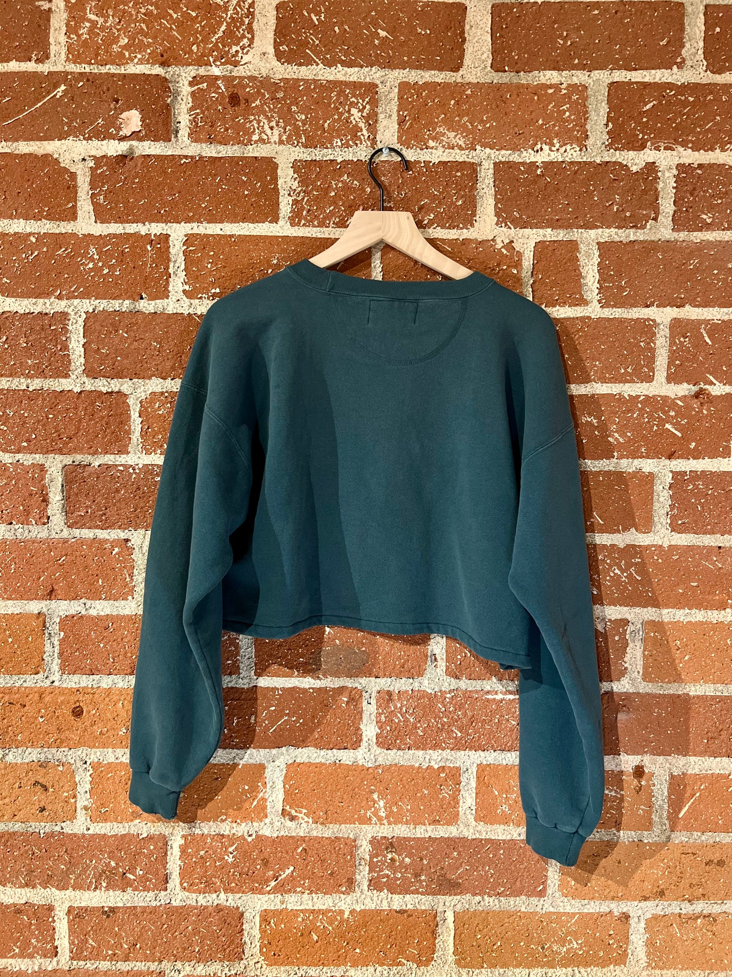 Vintage Cropped Crew L: Alaska Bear