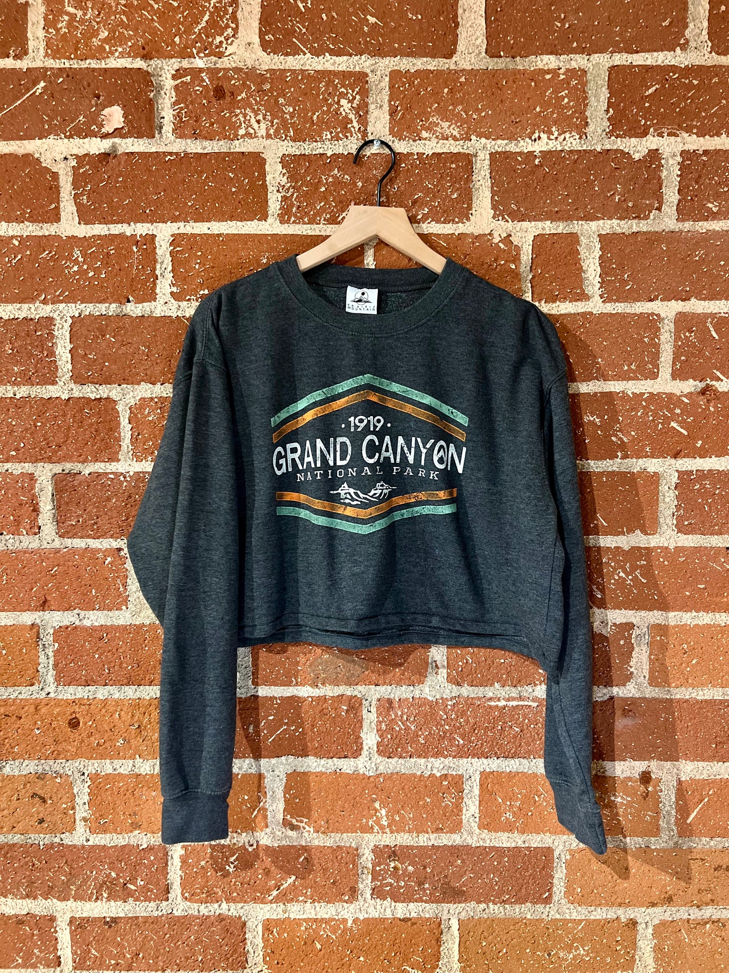 Vintage Cropped Crew L: 1919 Grand Canyon