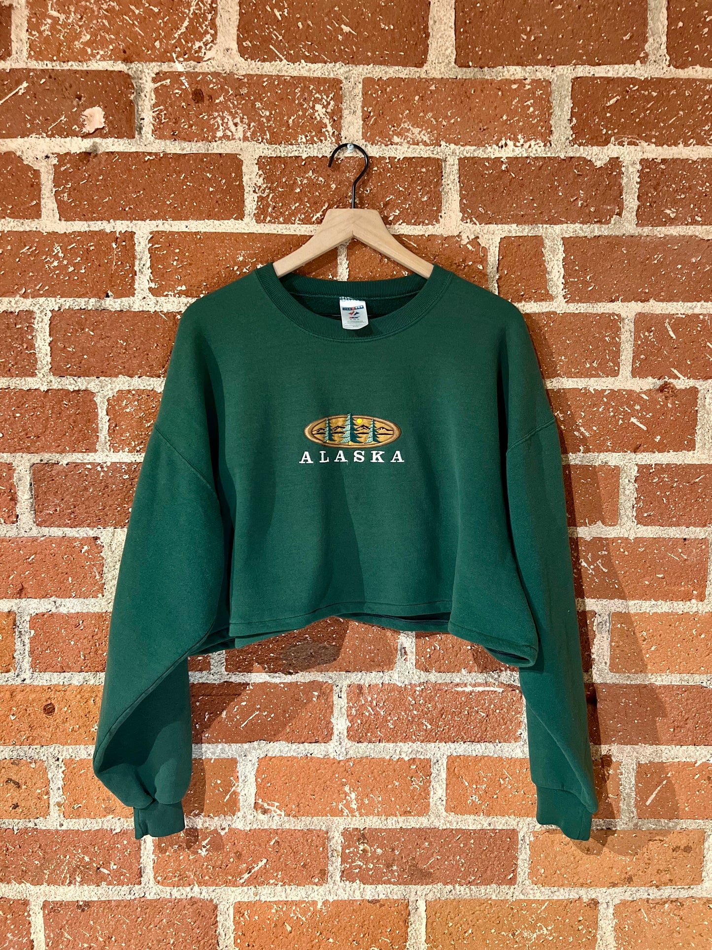 Vintage Cropped Crew XL: Alaskan Pines