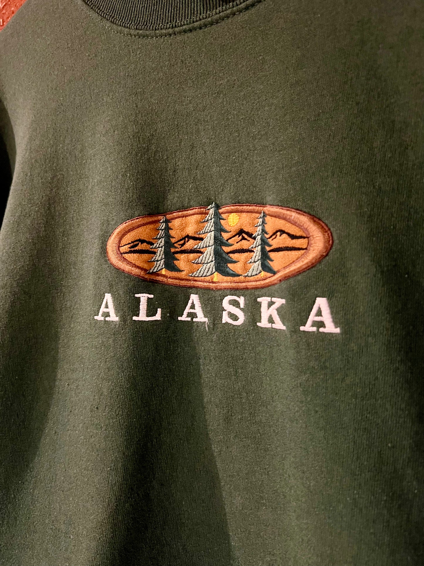 Vintage Cropped Crew XL: Alaskan Pines
