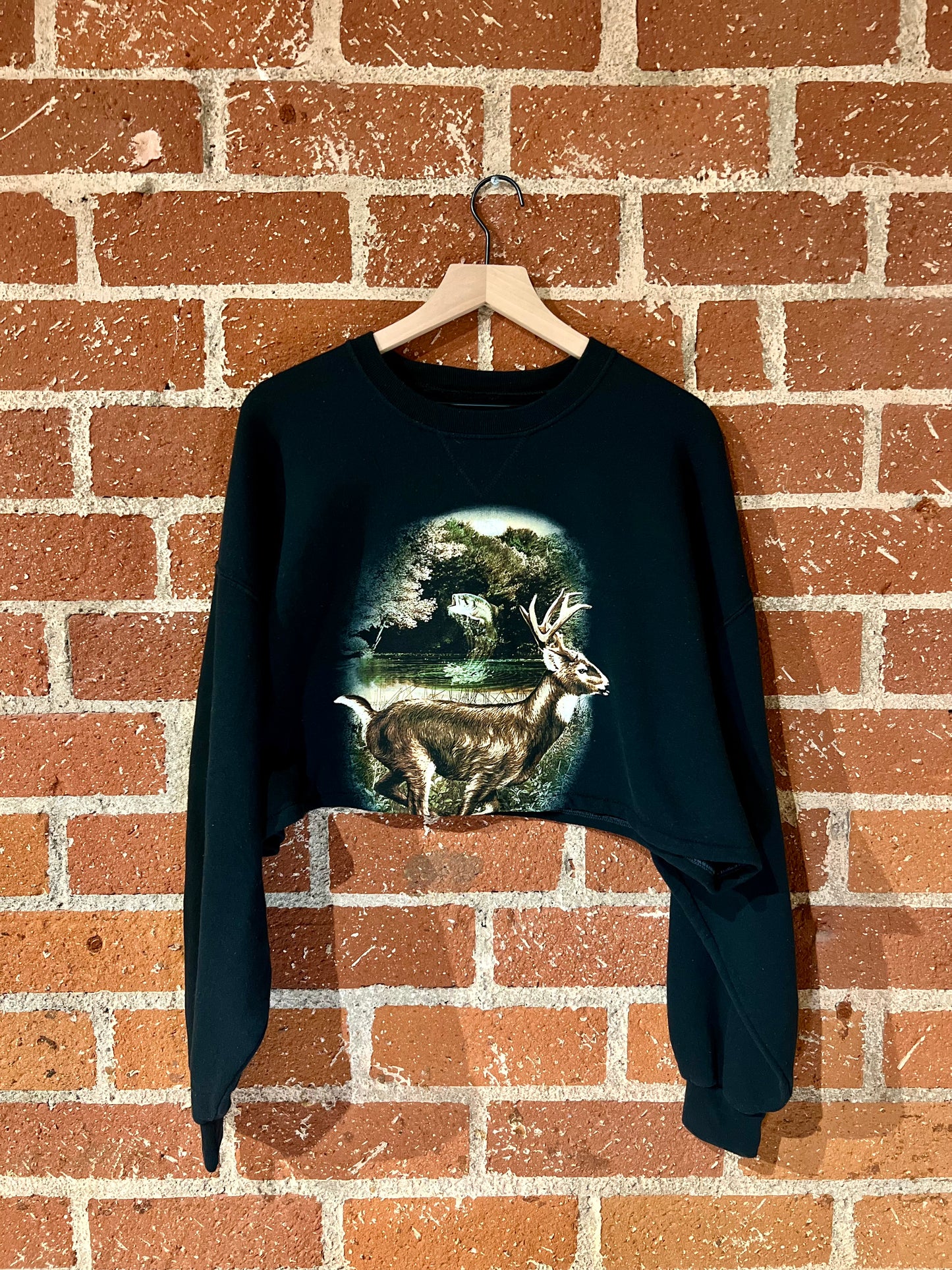 Vintage Cropped Crew XXL: Running Deer