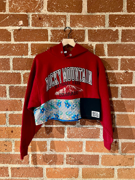 Vintage Remade Cropped Crew L: Rocky Mountain Red