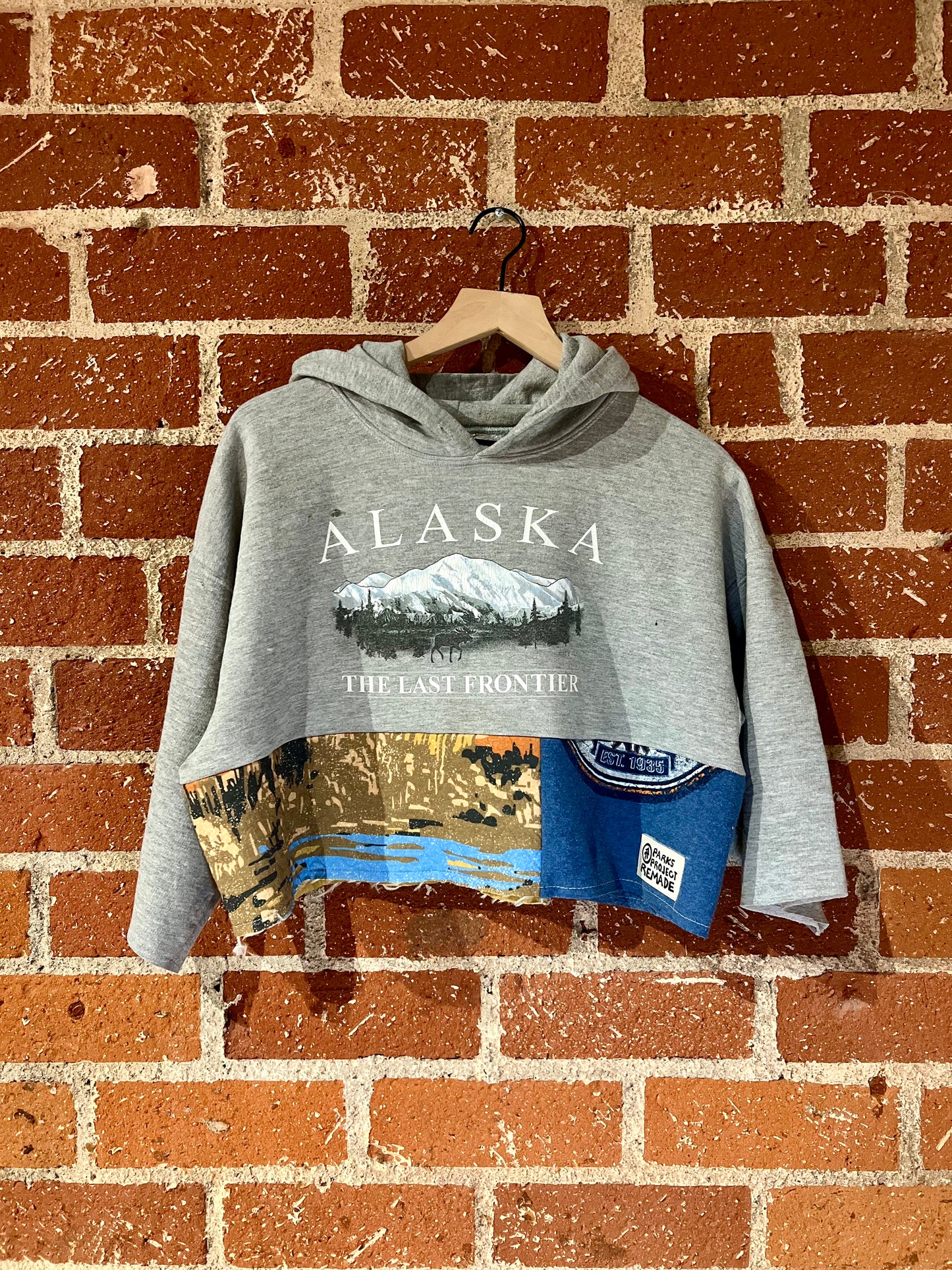 Vintage Remade Cropped Crew L: Alaskan Frontier