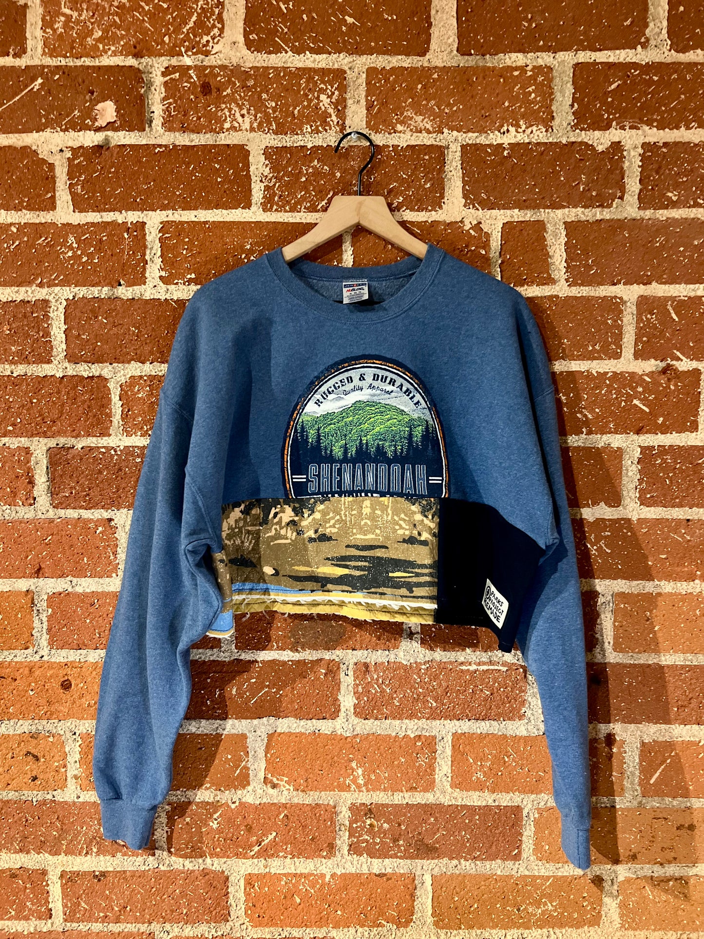 Vintage Remade Cropped Crew XL: Shenendoah