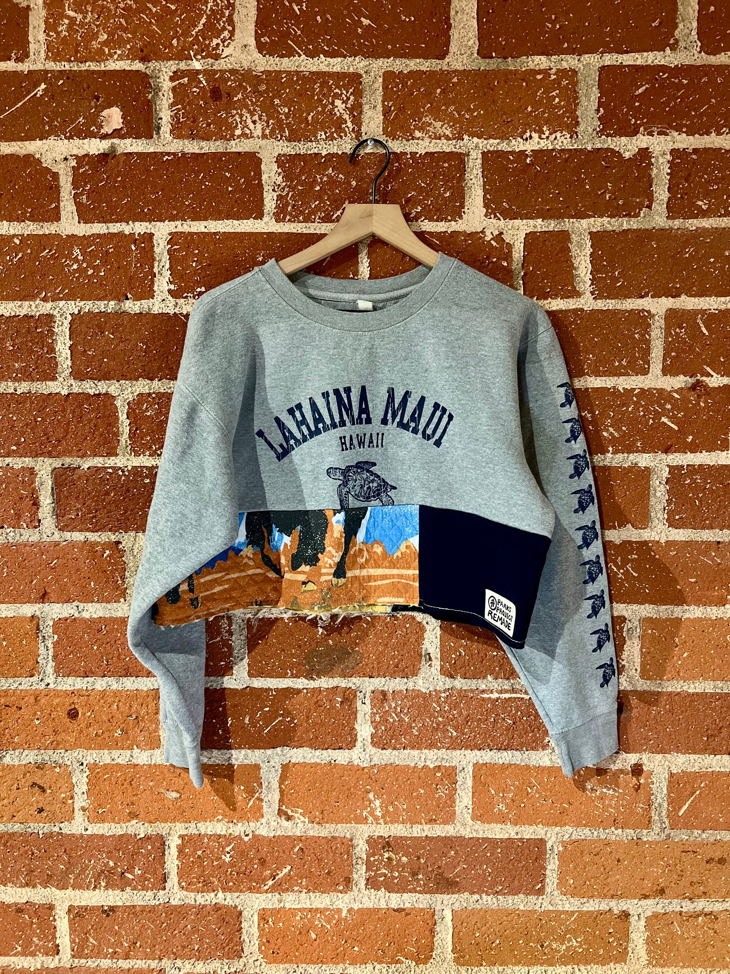 Vintage Remade Cropped Crew XL: Lahaina, Maui